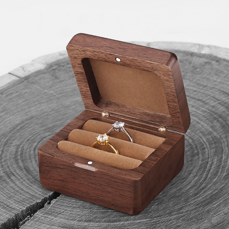 box with ring