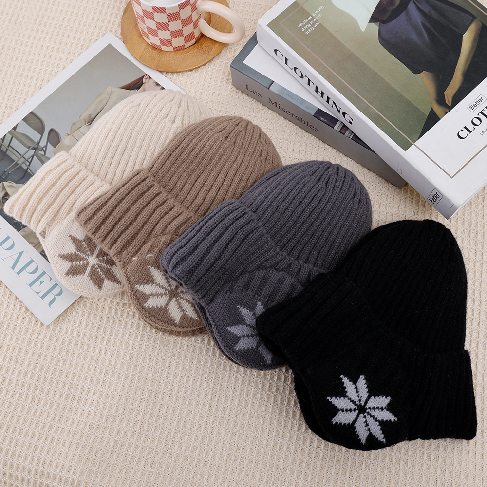Fashion Winter Warm Woolen Hat with Fleece Ear Flaps, One Size. 