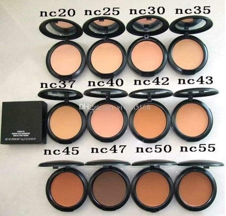 MAC - STUDIO FIX POWDER PLUS FOUNDATION - NC40. 