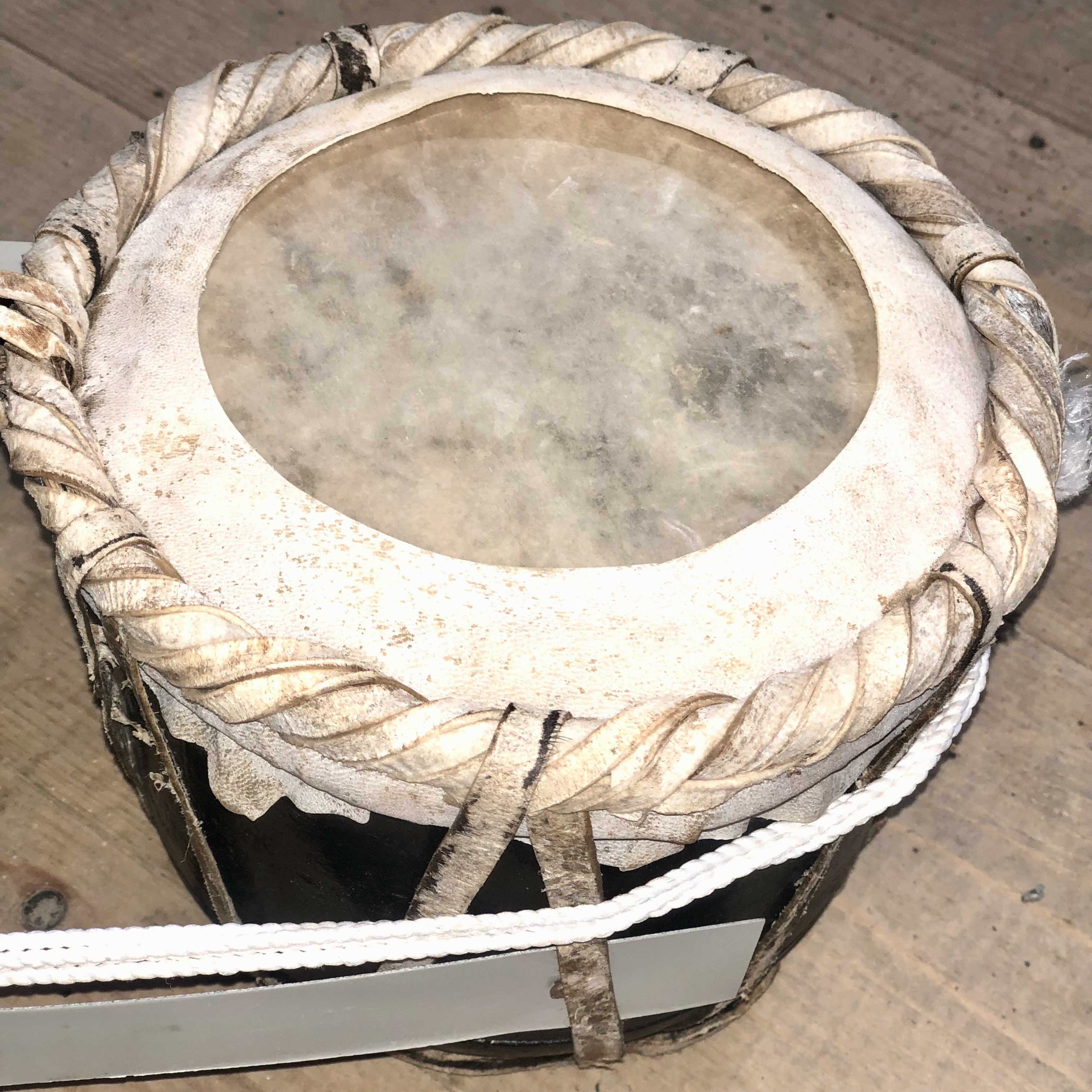 Small Tammattama with Kadippu for kids Srilankan Traditional Drum Thammattama Musical Instrument For Events, ceromony Sri Lanka Tammattama Drum and percussion instrument Thammettama Tammattam. 