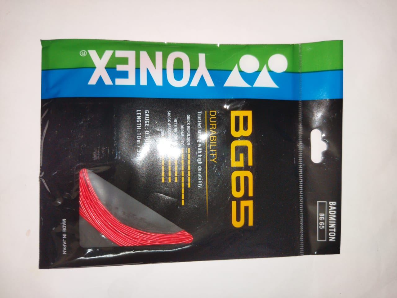 BG 65 Madminton string Yonex. 
