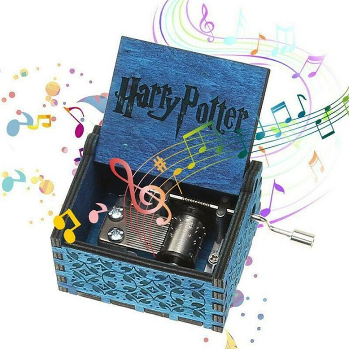 Harry Potter Music Box Magic School Hand Crank Musical Box Toy. 