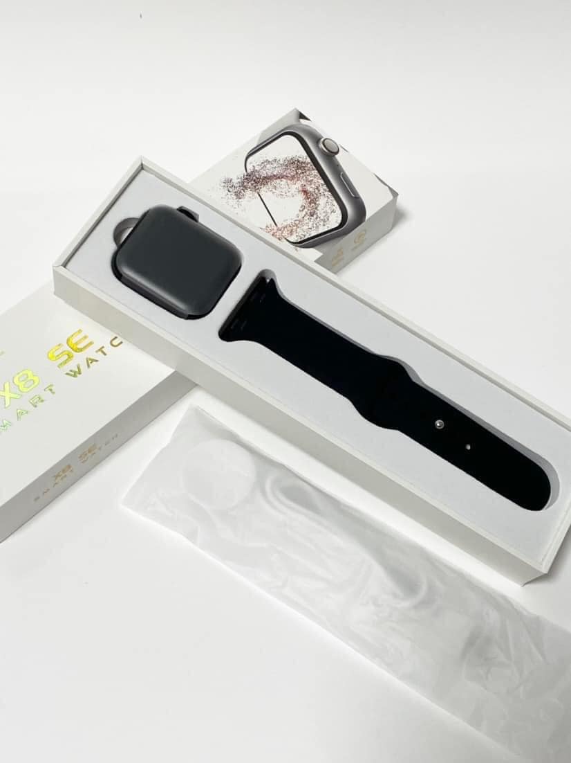 X8 SE sports watch  smart watch  series 8 45mm unisex model support android & IOS 2023 top selling model. 