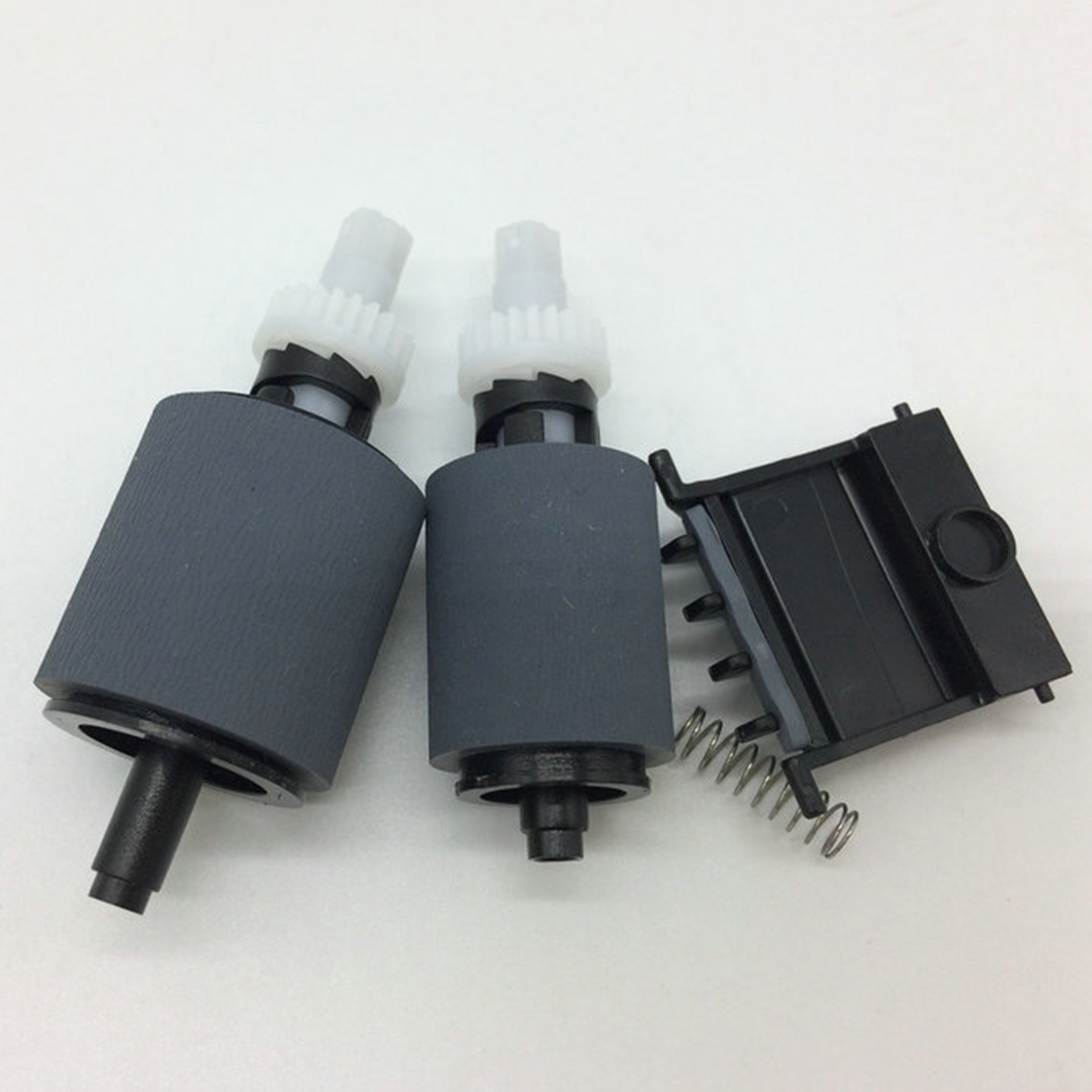 Suitable for HP Pro 400, 500, M425, M570 Pickup Roller A8P79-65001. 