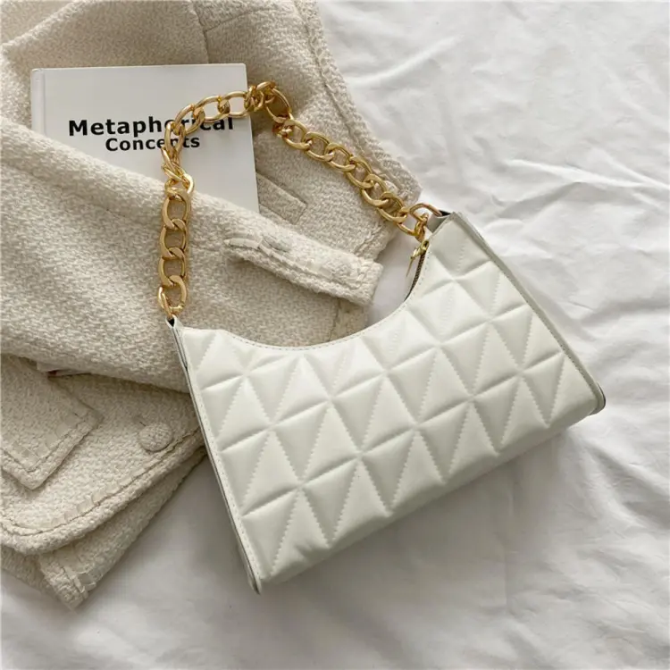 Diamond discount shoulder bag