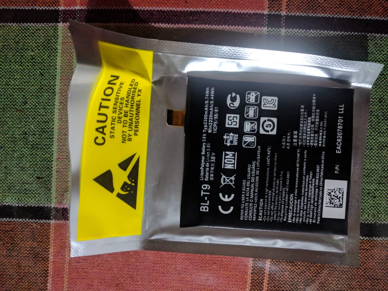 LG/Google Nexus 5 phone battery BL-T9