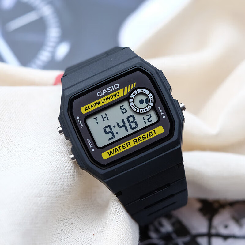 (Ready Stock) G-Shock Men Watch Digital Sport Watch LED Display Water Resistant Shockproof and Waterproof World Time LED Auto Light Sports Square Wrist Watches F94W-9. 