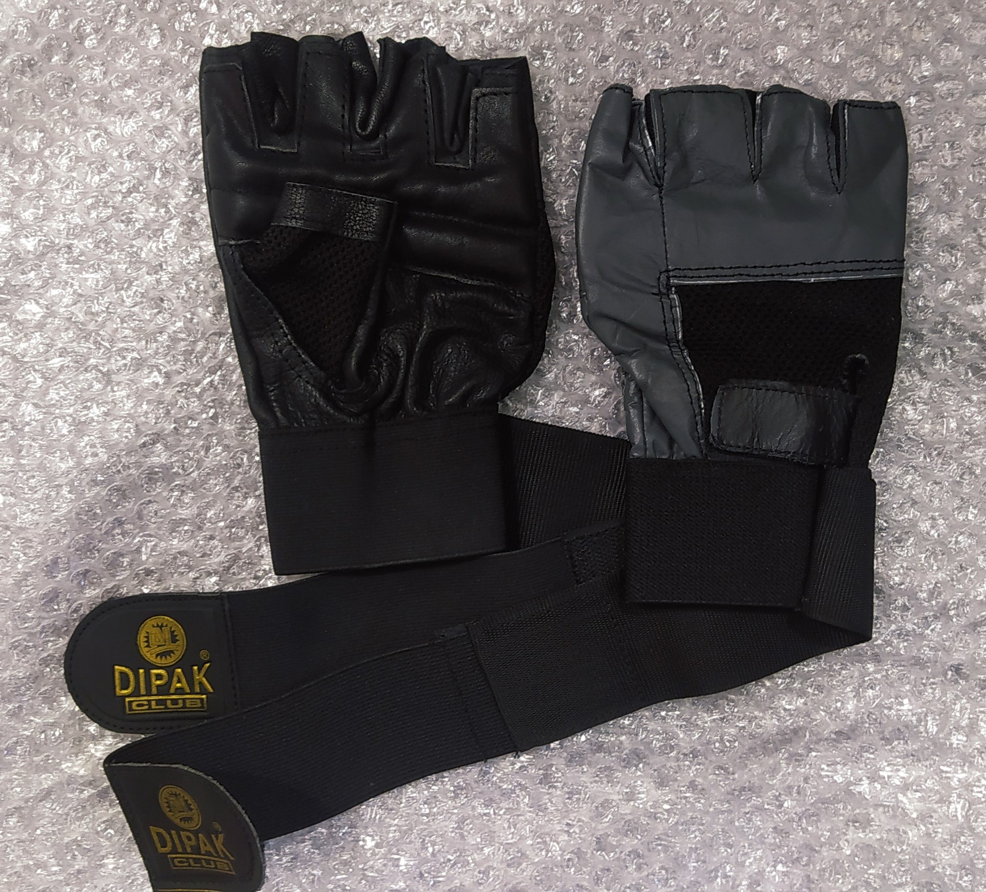 dipak gym gloves