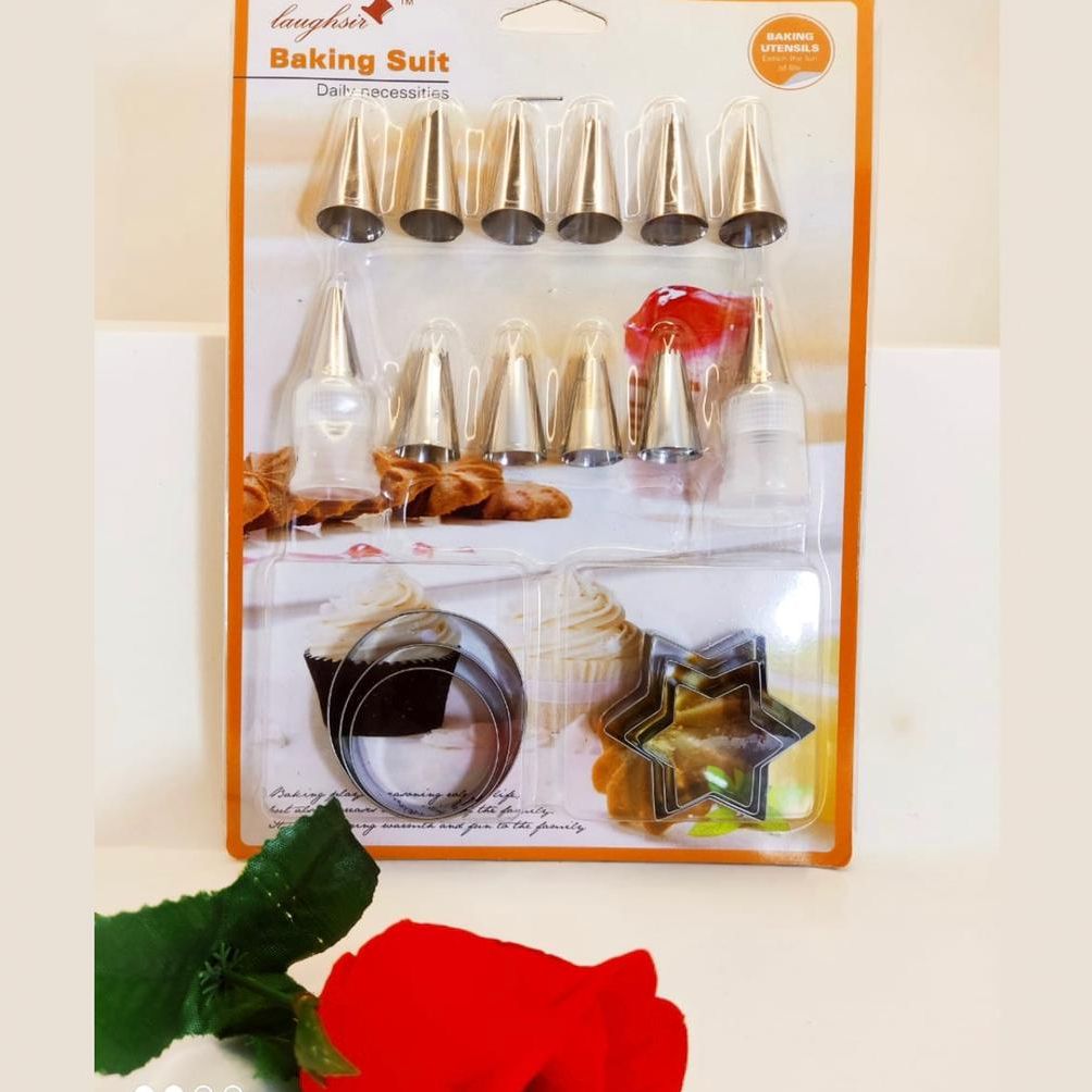 18 Pcs Nozzles(12 pieces nozzles and 6 pieces cookie cutter) Set cake designing