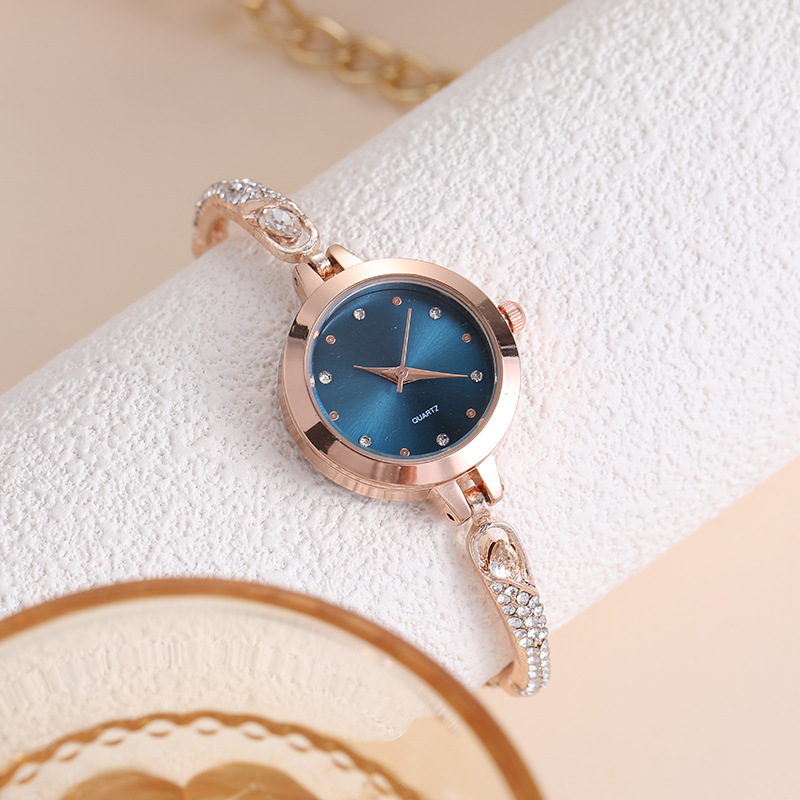 Women's Quartz Watch Water Diamond Slim Bracelet with Free Adjustment_voghion.com
