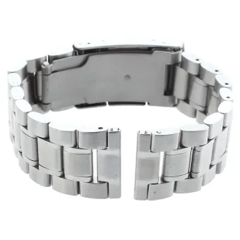 metal band bracelet