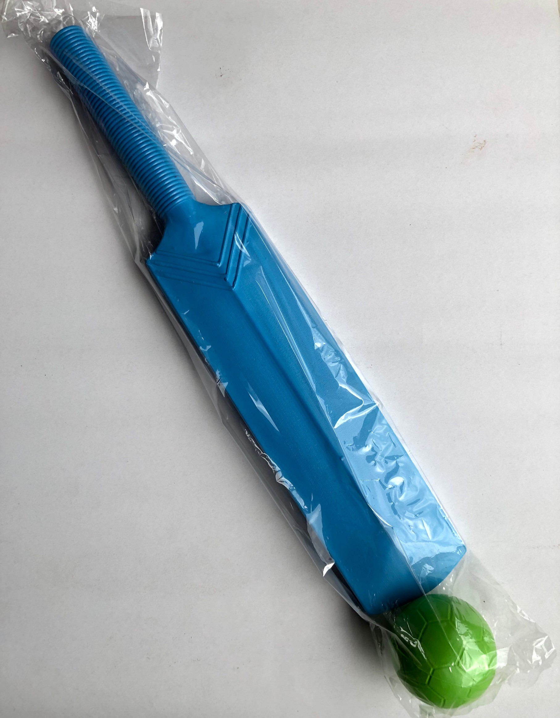 Made in Sri lankan Plastic bat and ball comes in two sizes 15inch and 17.5inch height small and medium sizes.. 