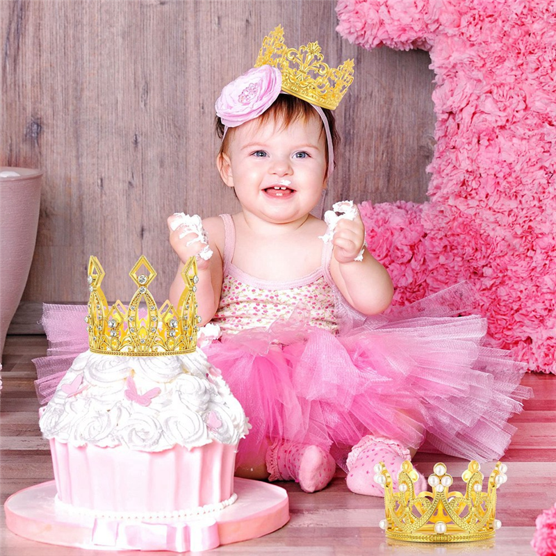 6 Pcs Gold Mini Crown Cake Topper Crystal Pearl Tiara Cupcake Toppers for Wedding Birthday Party. 