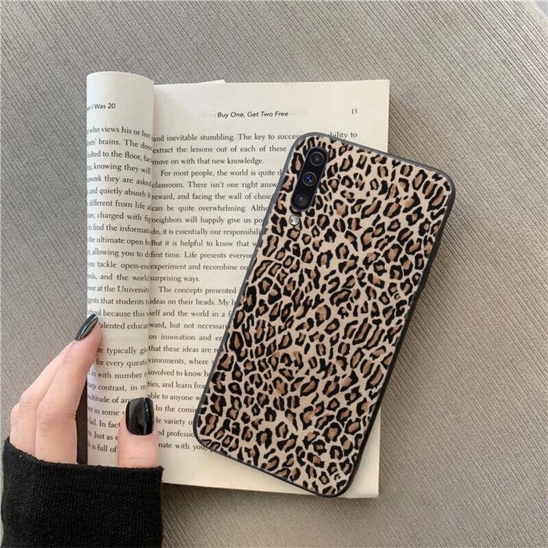 Yinuoda Leopard print Silicone Black Phone Case For Samsung Galaxy A7 A50 51 A70 80 A40 A20 A30 A8 A6 A8 Plus A9 A71. 