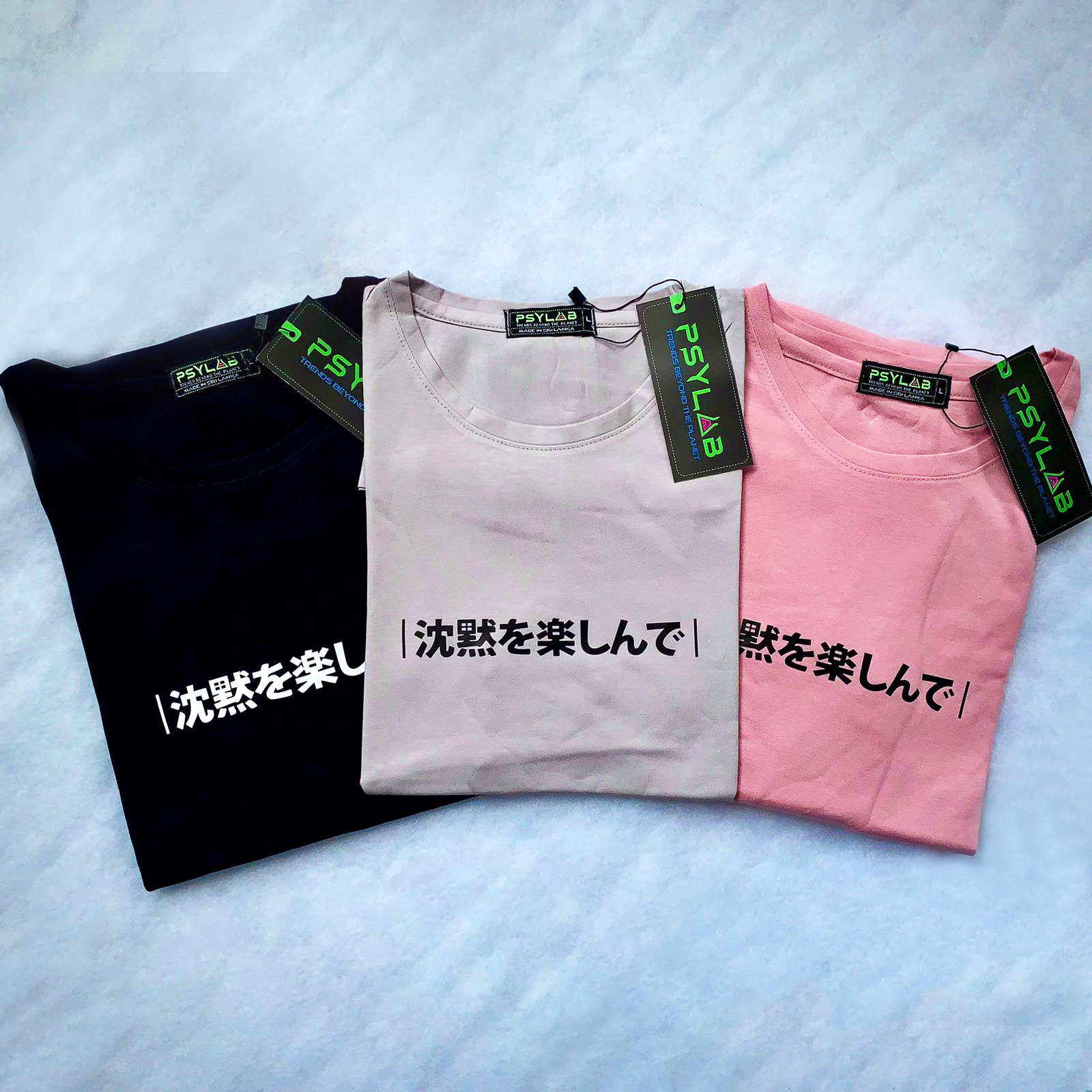 Japanese Letters Single Jersey Cotton Grey Solid Color Short Sleeve Men’s Crew Neck Collarless Stretch Comfort T Shirts. 