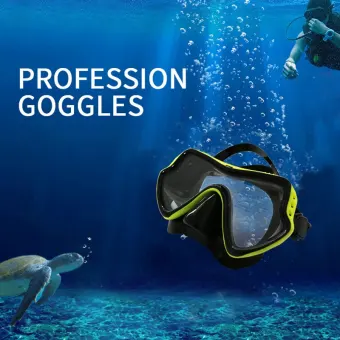 diving with snorkel in mouth