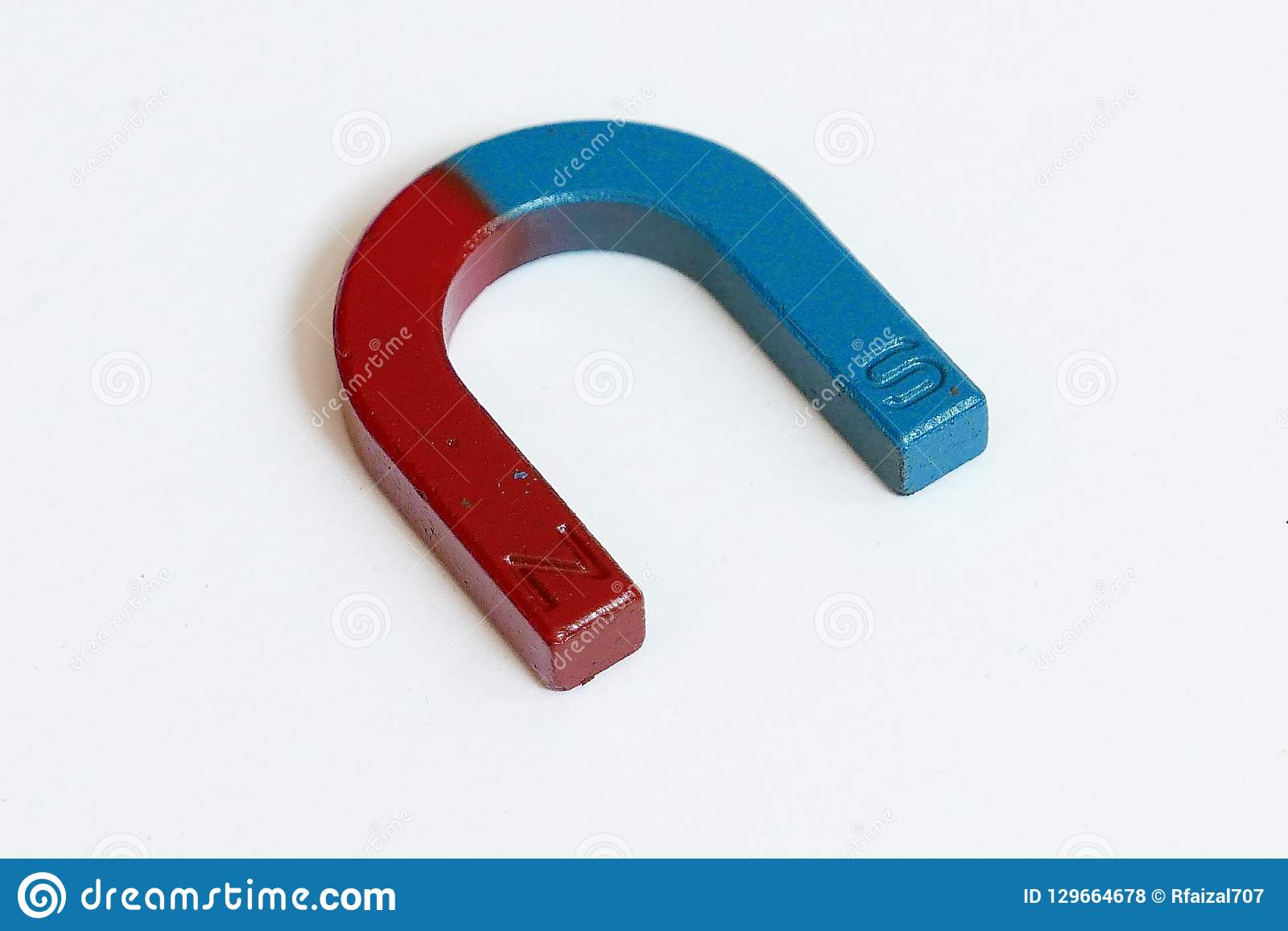 thumbnail image 2 of ABBASALI U Shaped Horseshoe Magnet Red Blue Painted Pole For Physics Experiment And Lab Scientific Supplies Science Education 3 Inch 2 of 13