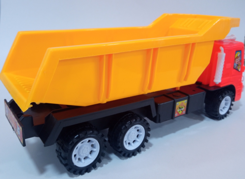 TOY DUMP TRUCK BIG/ TOY DUMP TRUCK FOR KIDS / PLASTIC TOY DUMP TRUCK. 