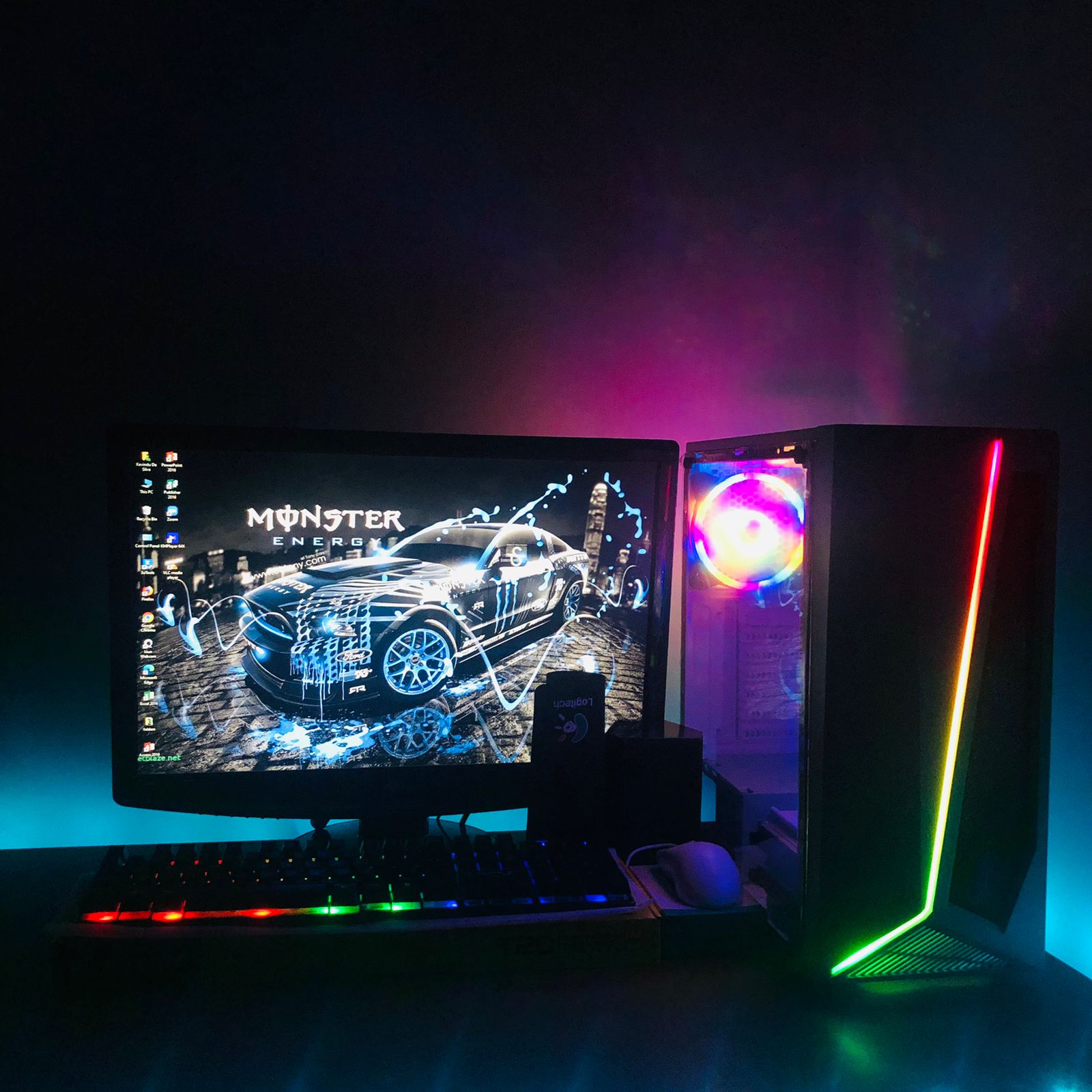 Core I7 4th Gen | 8GB Ram | 128GB SSD | 500GB HDD | 22" Monitor | RGB Gaming Desktop PC Computer Full Set. 
