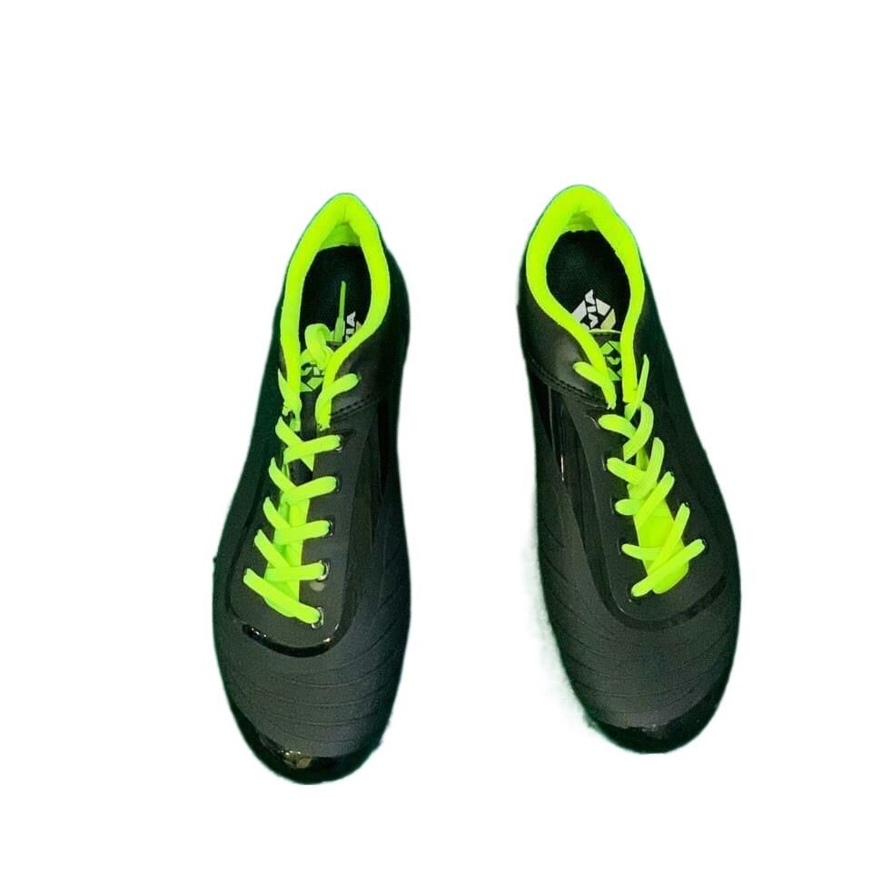 nivia boots football