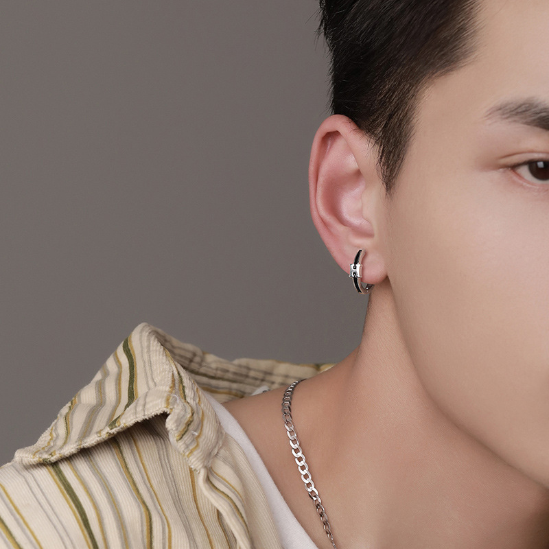 S925 Sterling Silver H Letter Epoxy Ear Clip Male Hip Hop ins Advanced Sense Trendy Unique Design Sense Ear Ring Ear Rings. 