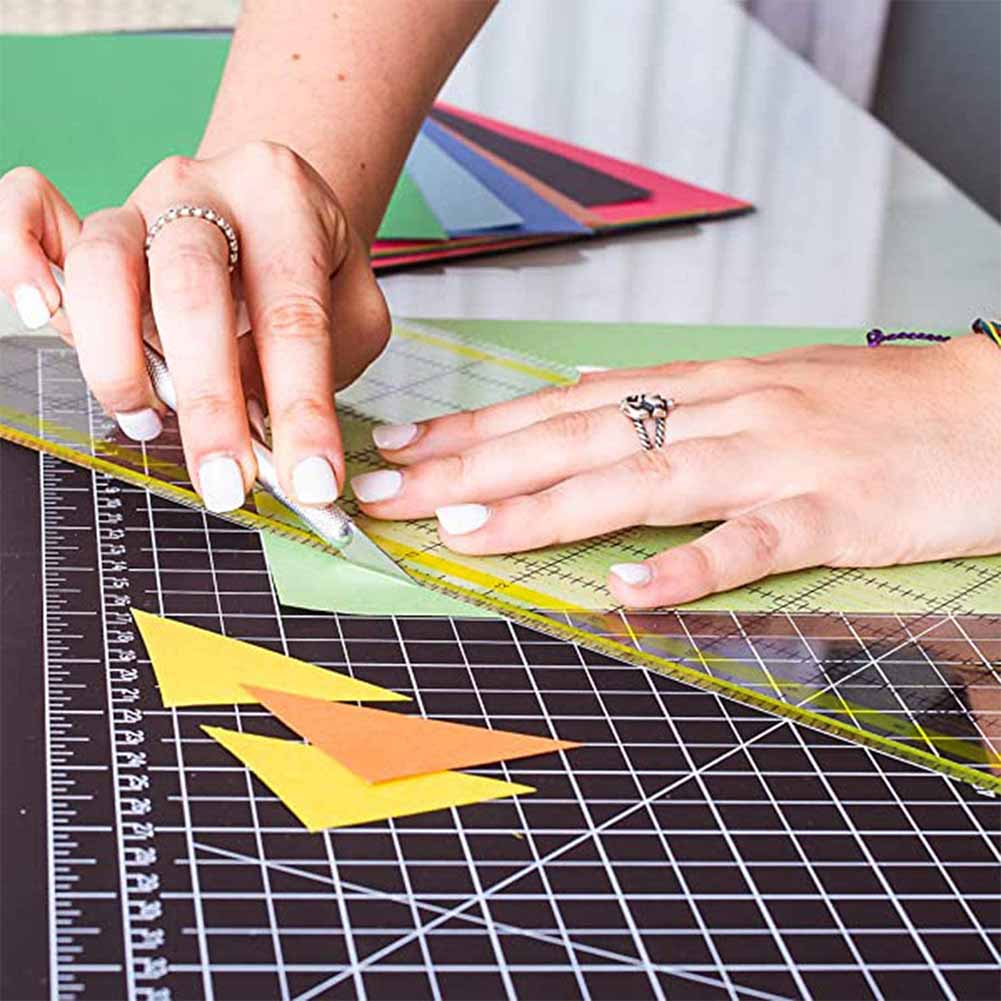 High Quality Pen Knife with 5 Interchangeable Sharp Blades  for Carving and Mat Cutting as a Mobile Phone PCB DIY Repair crafting knife sticker cutter paper cutter.  For precision cutting art and Tools. 