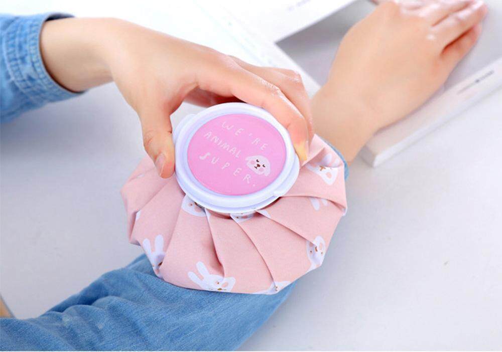 Ice Bag For Injuries Hot And Cold Reusable Ice Pack Health-care Ice Bag Pack For Sports Injuries Therapy And Pain Relief Pink. 