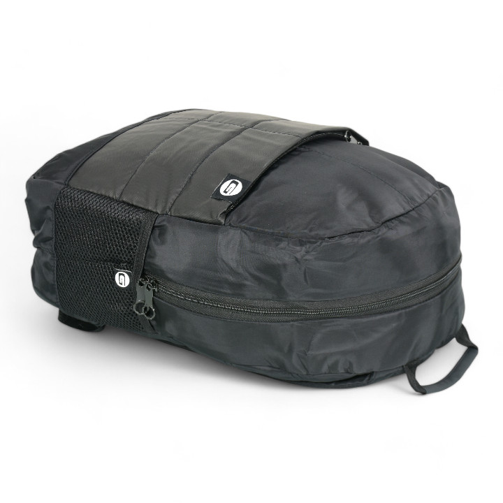 Gravity MemoryEase 16" Lightweight Laptop Backpack for Casual School Use with Multi-Compartment Design. 