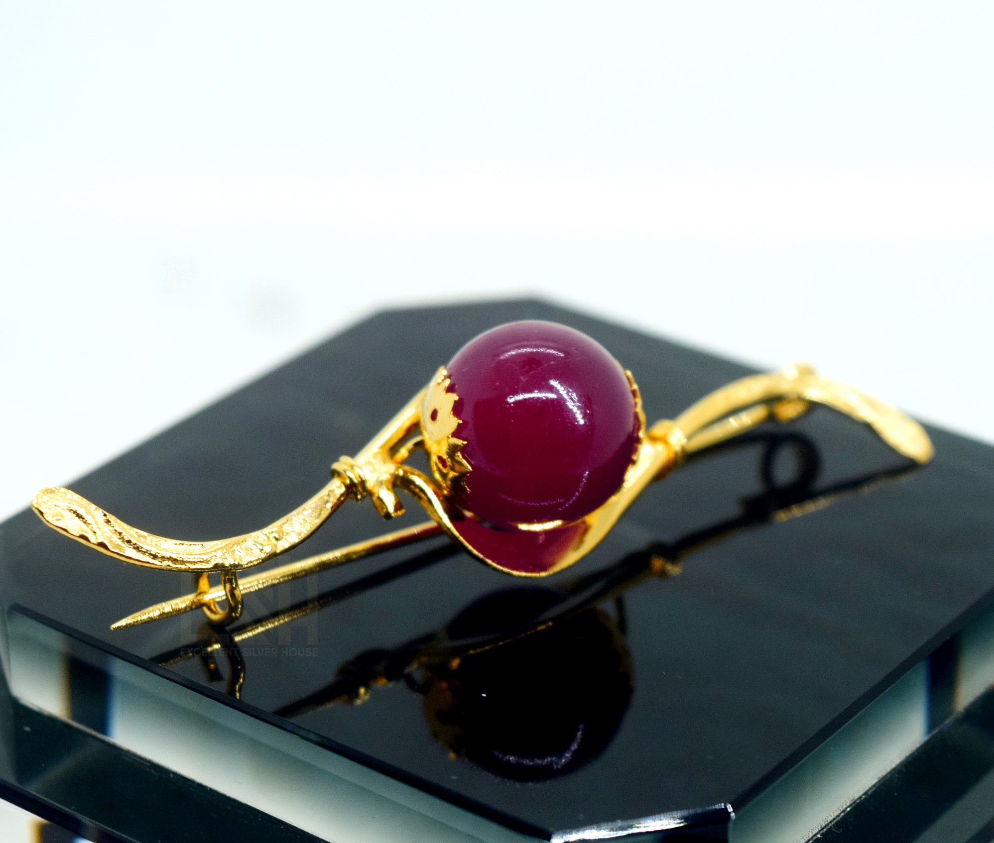 BOOM Agasthi Stone ESH Gold plated Stylish & Charm saree Brooch / Saree Pin With Agasthi Stone For Women. 