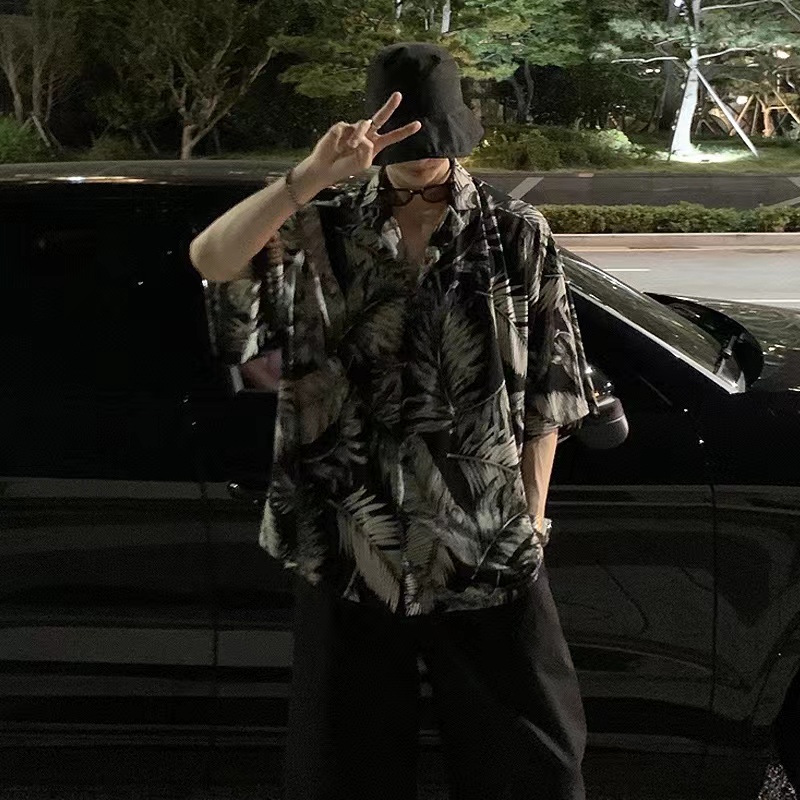 Hawaiian Shirt Men's Large Size Summer Thin Fat Man Retro Short Sleeve Pu Shuai Japanese Style Flower Shirt Beach Idle Style. 