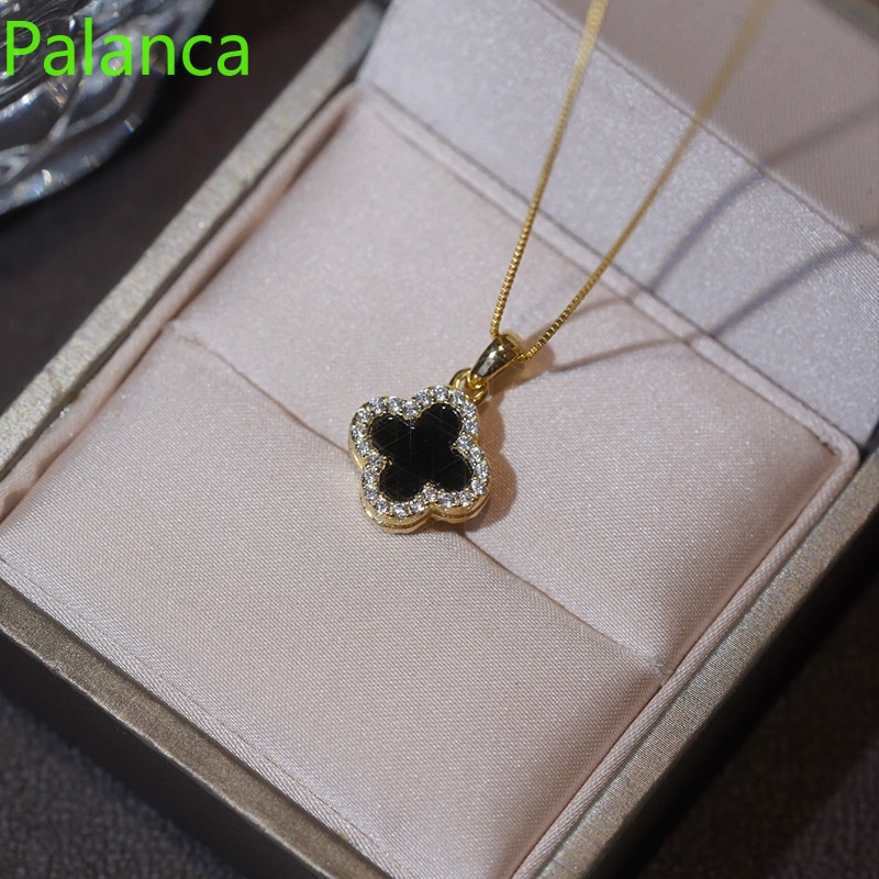 HOT Zircon Four-leaf Clover Necklace Double Sided Shell Clavicle Necklace. 