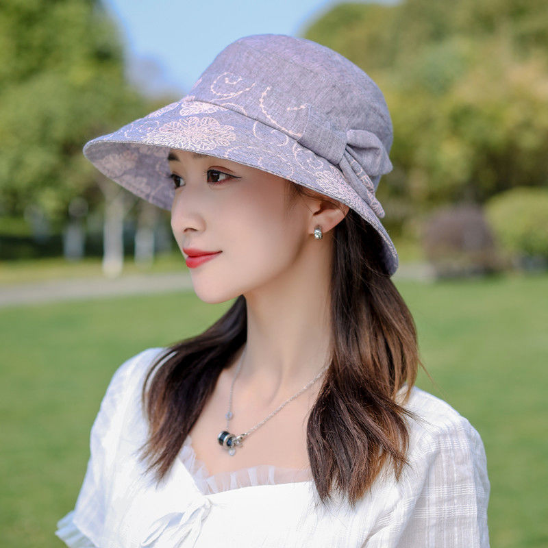 Middle-Aged and Elderly Women's Hat Spring Autumn Summer Thin Breathable Sun-Proof Wide Brim Bucket Hat Sun Protection Fashion Sun Hat Mom Style Hat. 