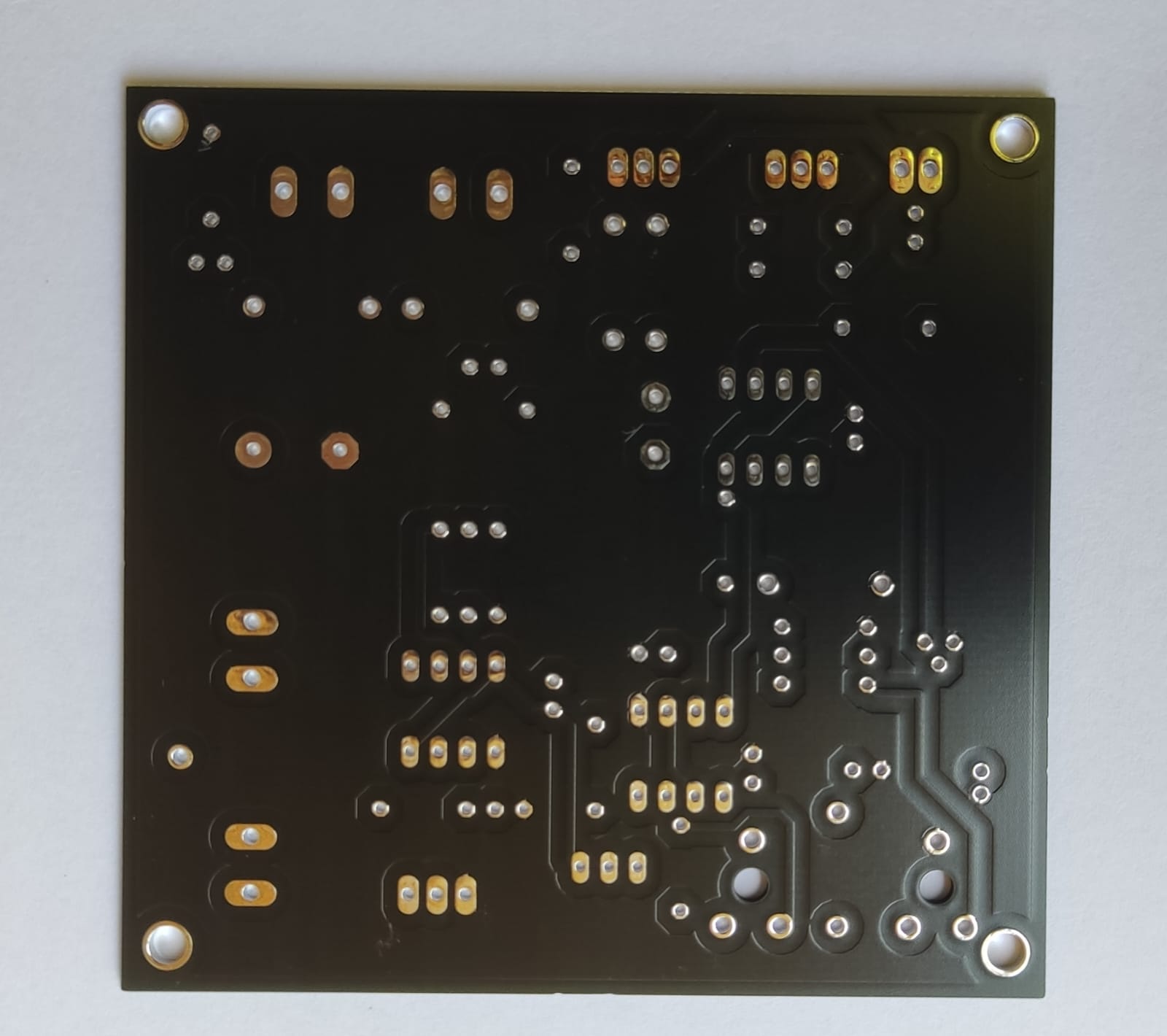 10KM Electric Fence Energizer Livestock High Voltage Pulse Controller High-Decibel PCB Electric Fence Circuit. 