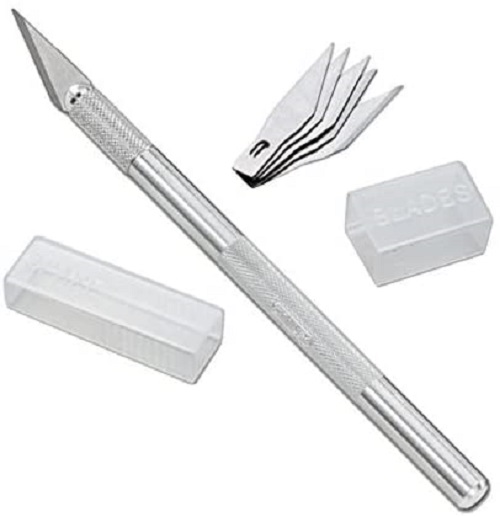 Art and Craft knife , crafting tool with extra 5 blades. 