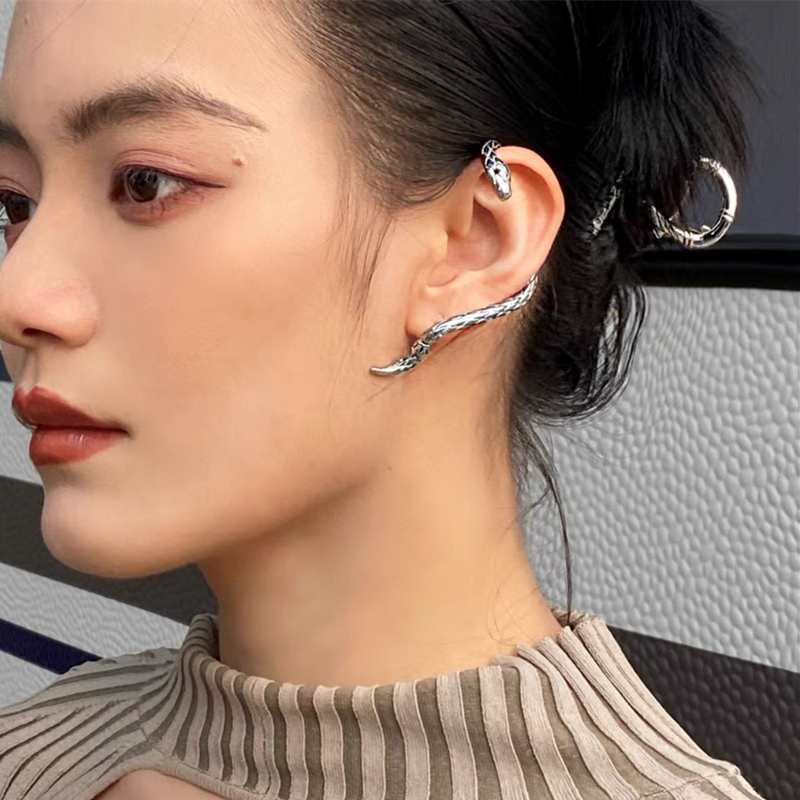 Women Men Vintage Punk Twining Snake Shape Stud Earrings / Ladies Gothic Ear Cuffs. 