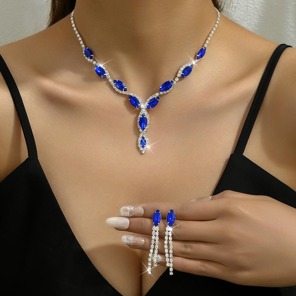 Elegant Bridal jewelry set Charming Jewelry set Wedding necklace Earring set for Party accessory Festival jewelry Bridal wear Evening elegance Gift for ladies. 