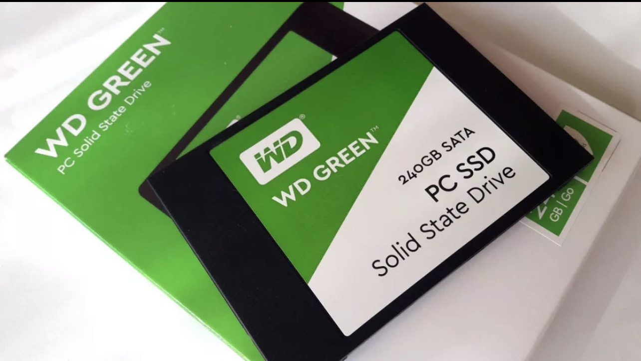 Western Digital WD SSD 120GB/ 240GB/ 480GB/ 1TB - 2Y WARRANTY /2.5"High Speed Sata SSD 3.0/ Laptop & Dekstop/ High Speed Upto 550Mb/s. 