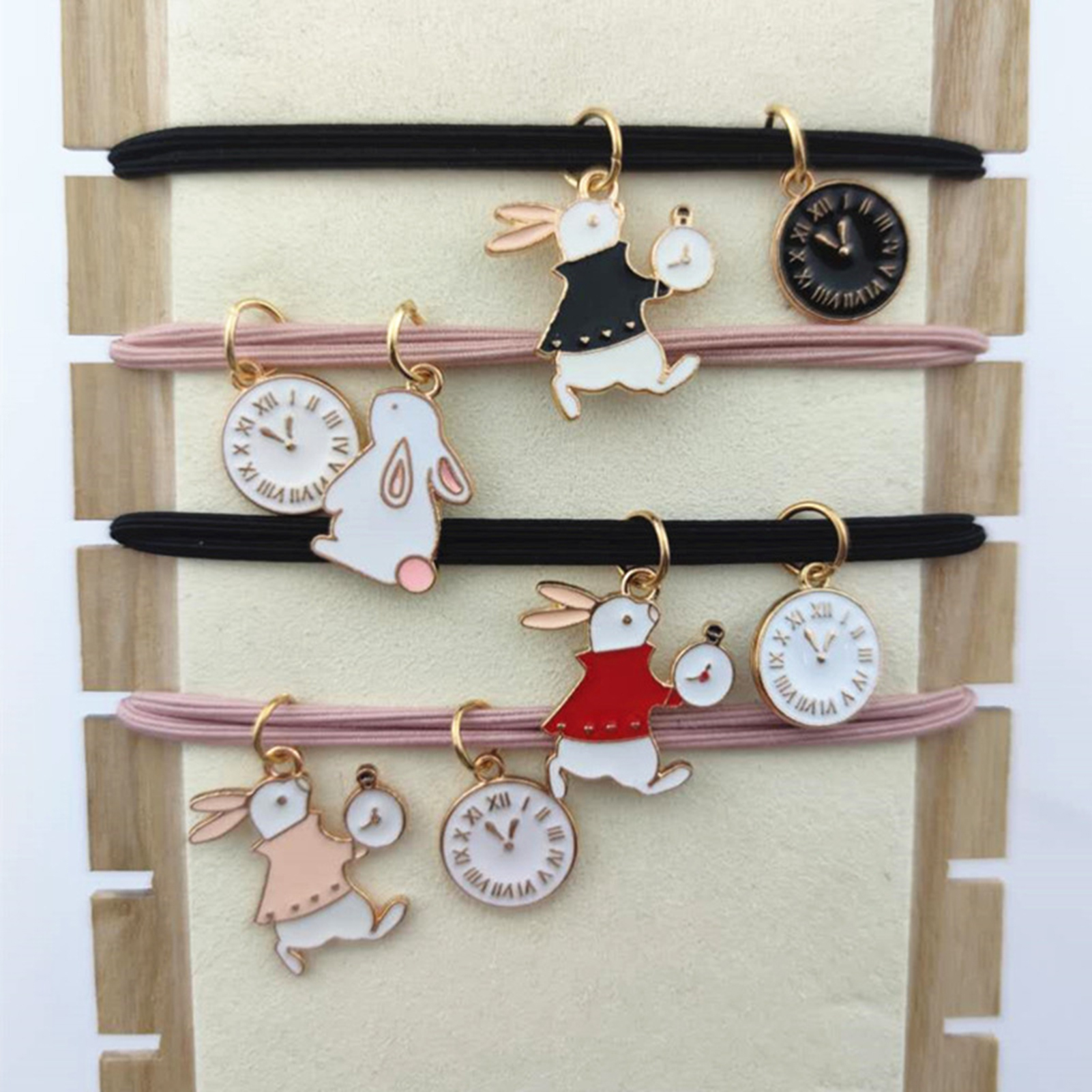 1 Pair Couple Bracelets Magnet Stone Cute Animal Knotted Adjustable Elastic Rope Decorative Valentines Day Gift Time Rabbit Pendant Lover Bracelets Rubber Bands for Student. 