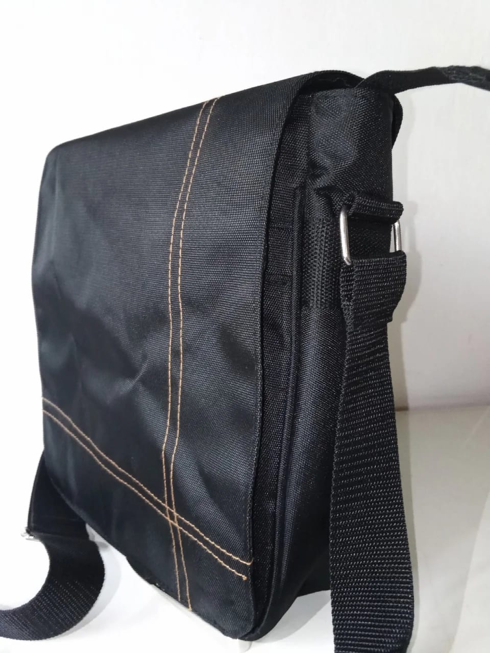 Side Bags for Men/Office Bags/Men's Casual Bags | Stylish and Functional Men's Shoulder Bag. 