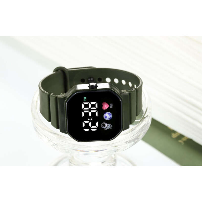 LED Large Screen Sports Fashionable And Simple Square Astronaut Watch, High-value Student Electronic Watch_voghion.com