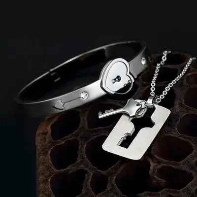 Concentric lock online key couple bracelet