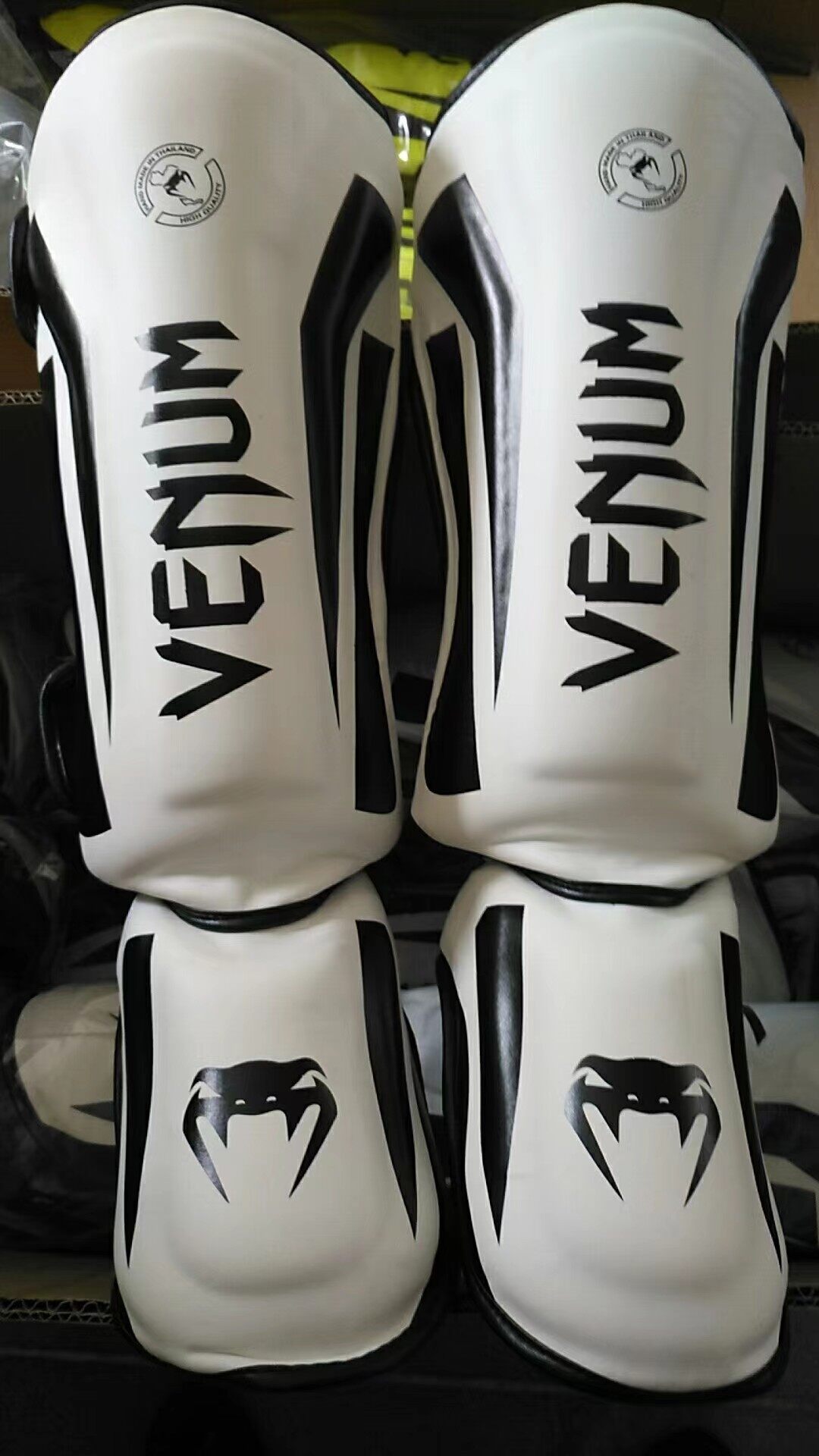 Professional Boxing Thicken Shin guards Greaves Instep Foot Muay Thai Gloves Fighting Men MMA Shin Guard Protection Shinguard Adult 165cm-185cm