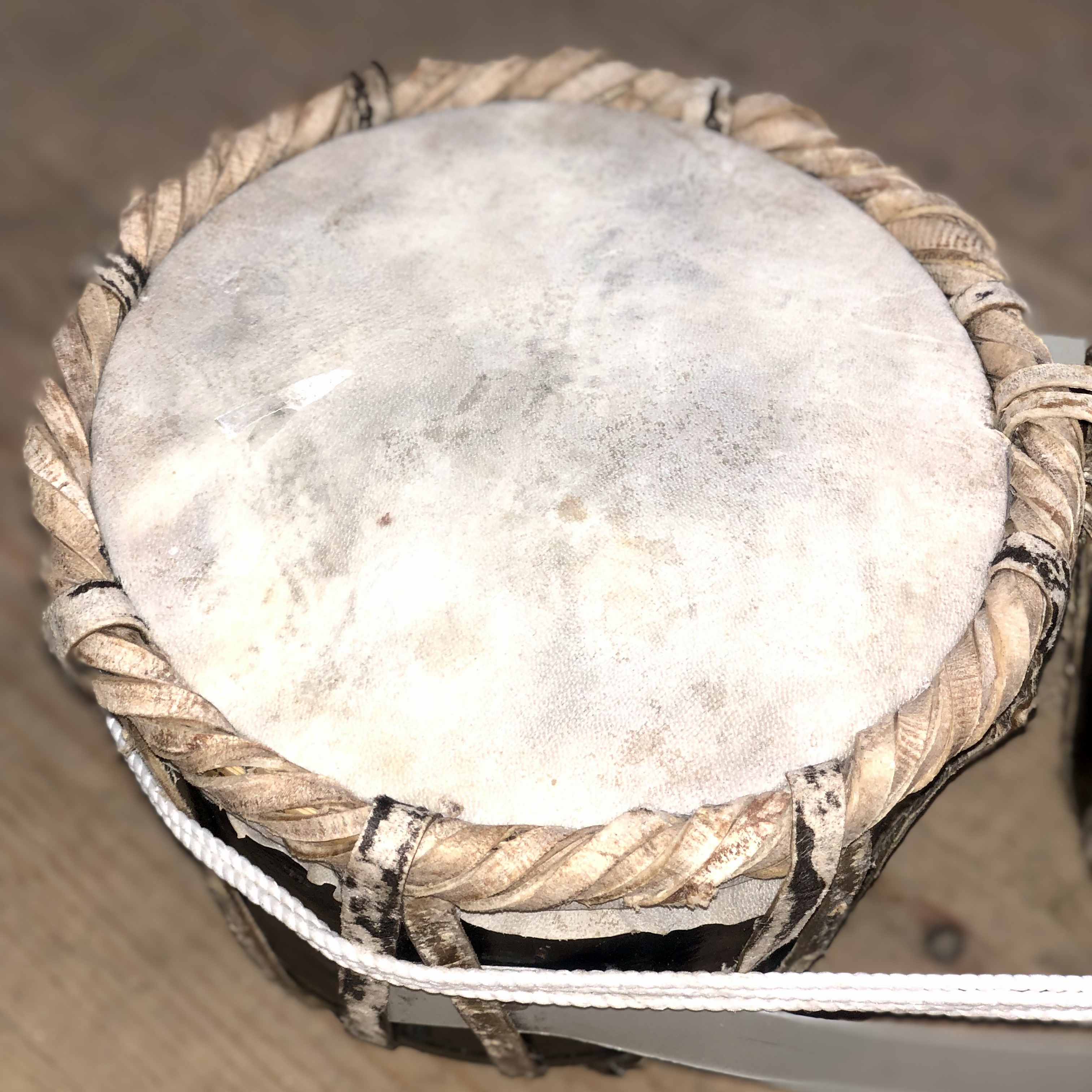 Small Tammattama with Kadippu for kids Srilankan Traditional Drum Thammattama Musical Instrument For Events, ceromony Sri Lanka Tammattama Drum and percussion instrument Thammettama Tammattam. 