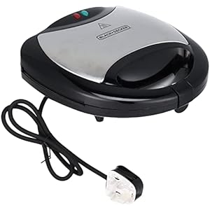 Black and Decker 3 in 1 Sandwich Grill and Waffle Maker TS2090-B5. 