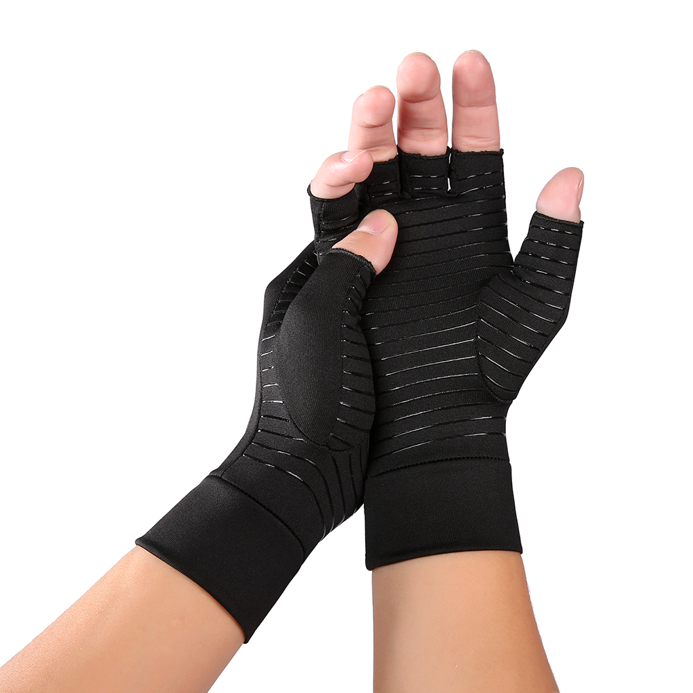 wrist wraps and gloves