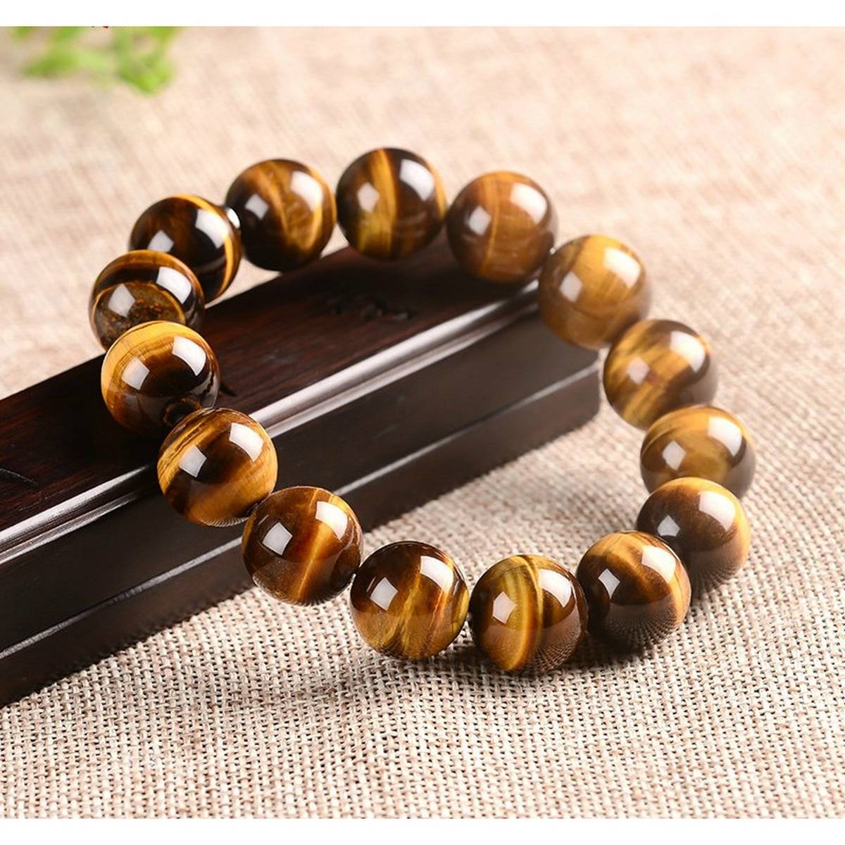 Natural tiger eye bracelet with box Daraz.lk