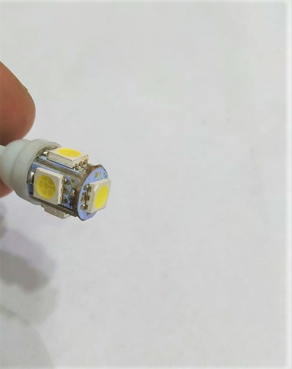 2 Pcs Led Parking Light Bulb White. 