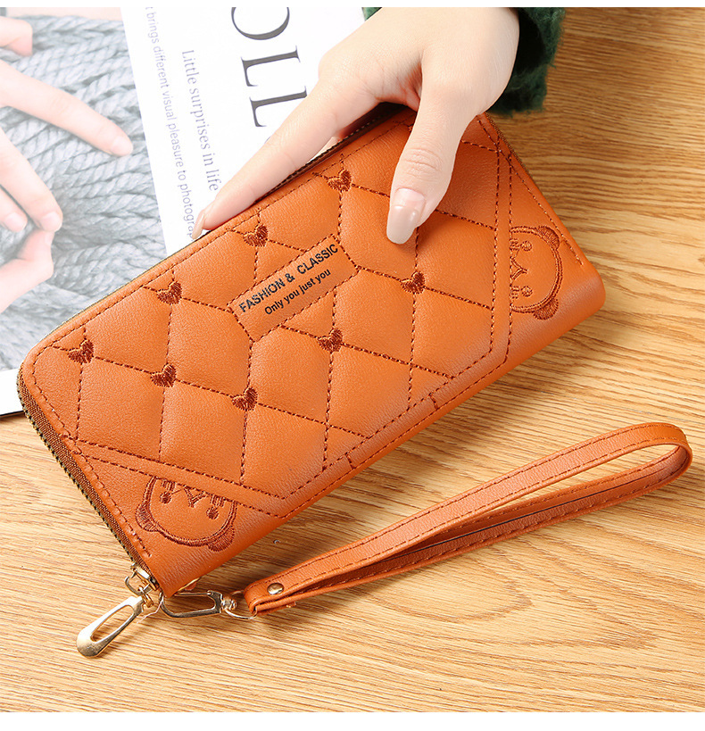 2025 trending Ladies Wallets / Ladies Casual Wallets / Zipper Wallets / Wallets for Women. 