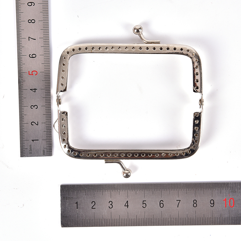 1pc Retro Alloy Metal Flower Purse Bag DIY Craft Frame Kiss Clasp Lock Silver MJK. 