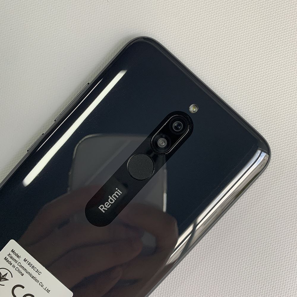 Xiaomi Redmi 8 - 4GB RAM 64GB ROM. 